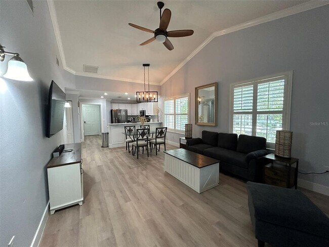 Building Photo - 3702 54th Dr W