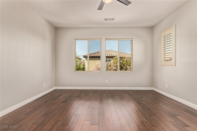 Building Photo - 10644 Mt Jefferson Ave
