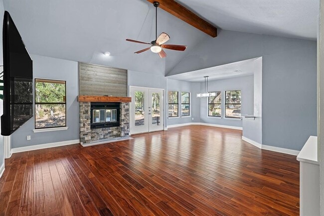 Building Photo - 128 Mockingbird Ln