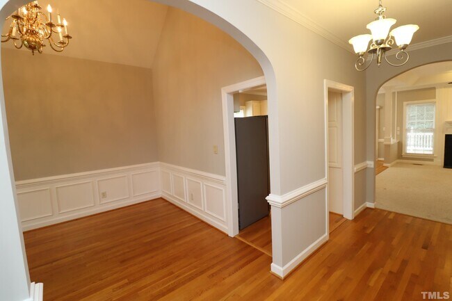 Building Photo - 100 Pebble Ridge Farms Ct