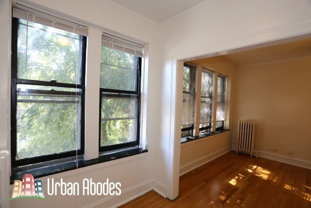 Building Photo - 4631 N Paulina St