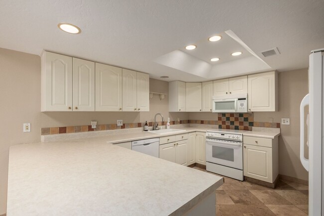 Building Photo - Villa San Marcos in Scottsdale
