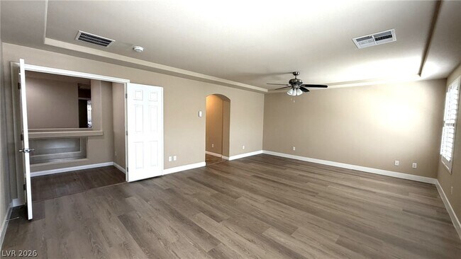 Building Photo - 6451 Parrot Ridge Ct