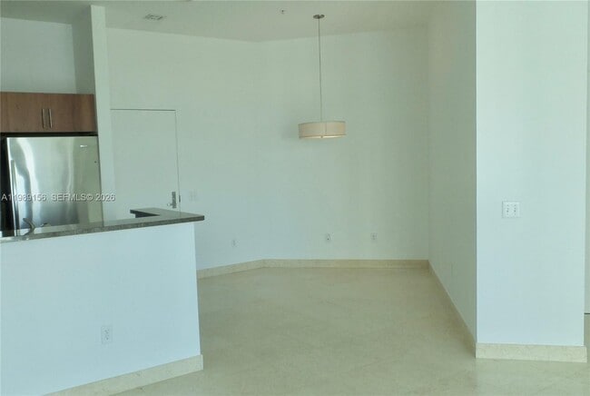 Building Photo - 300 S Biscayne Blvd