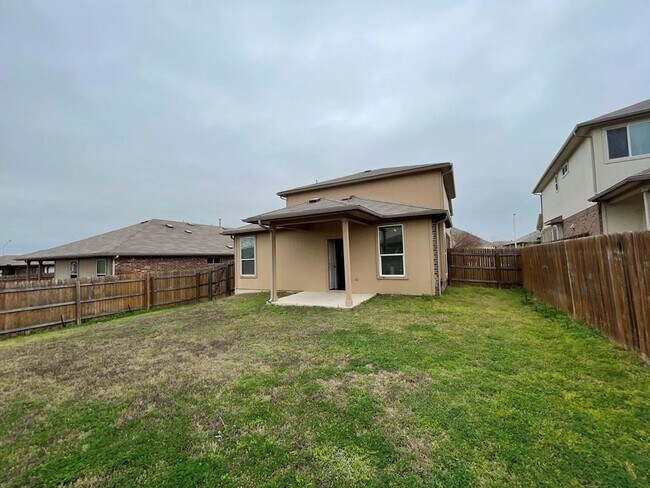 Building Photo - 120 Kingfisher Ln