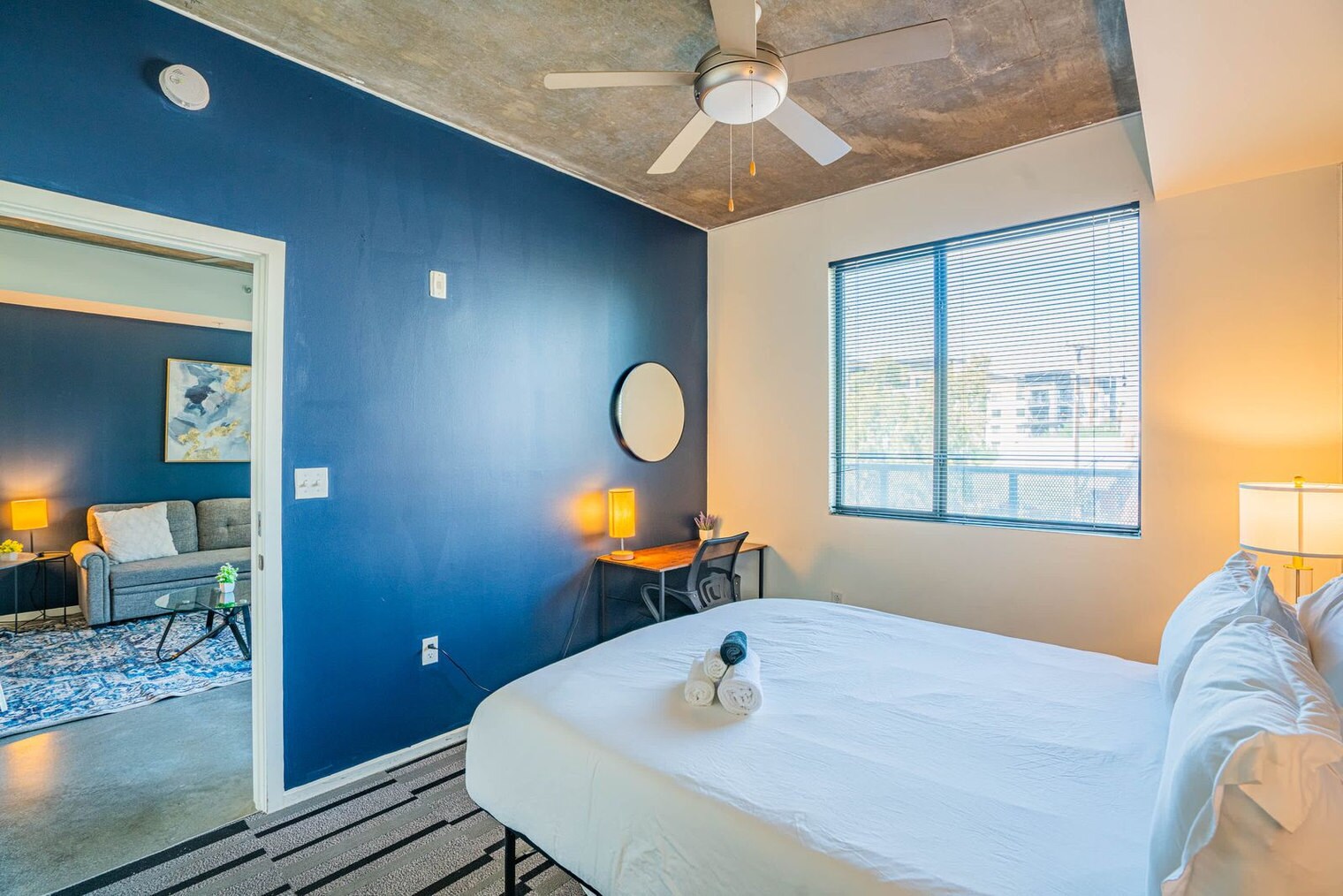 Building Photo - 333 E Roosevelt St