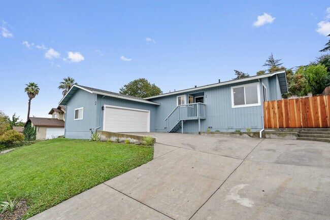 Building Photo - 34 Altamont Dr