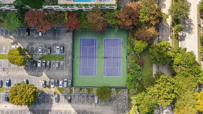 Building Photo - 2451 Brickell Ave