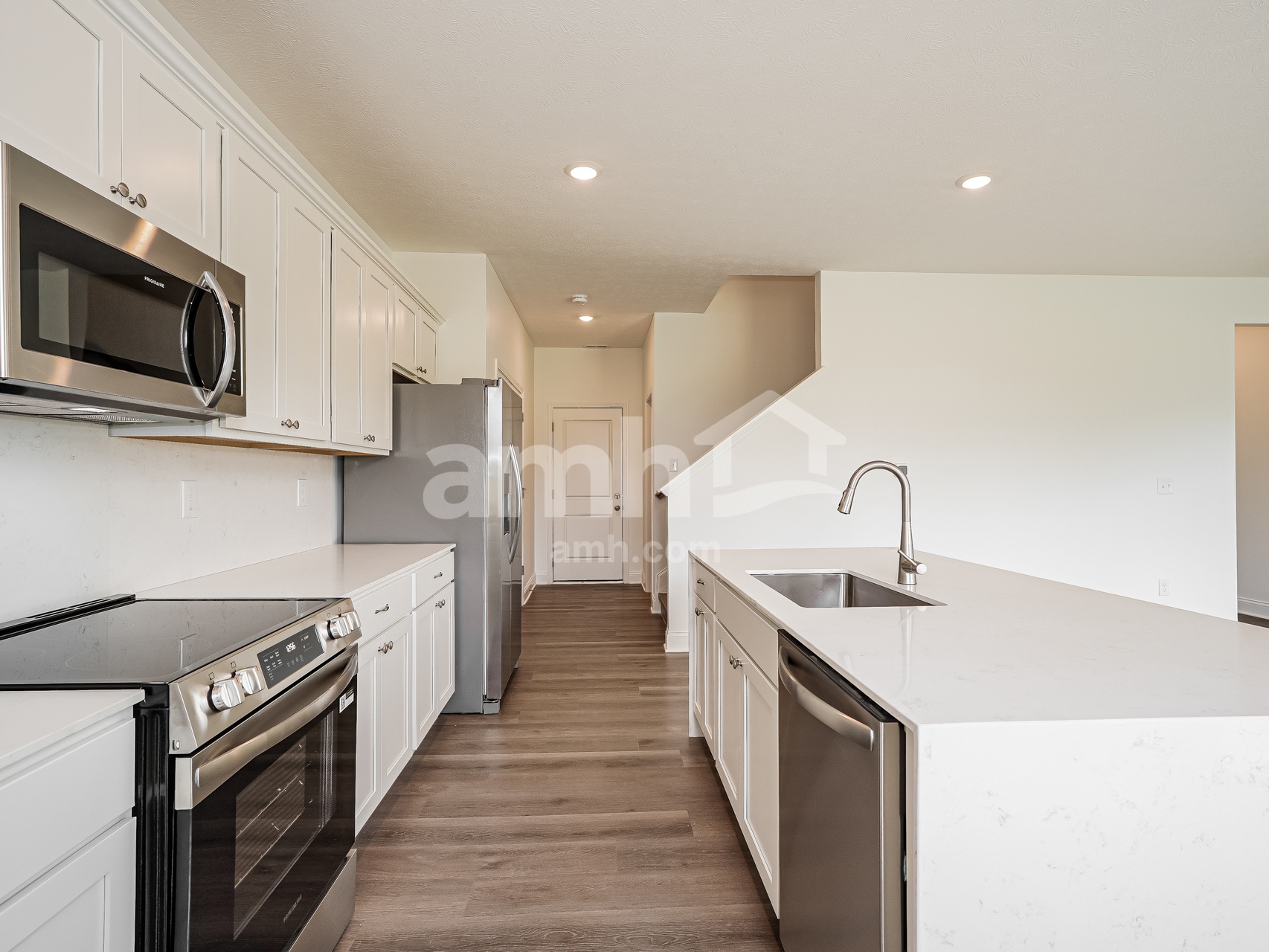 Building Photo - 9065 Lucy Dr