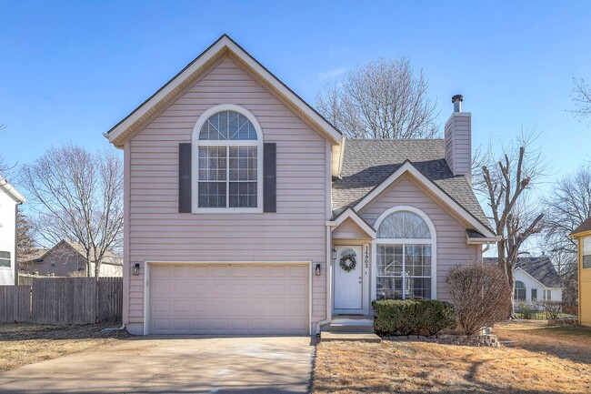 Building Photo - 14903 Goodman St