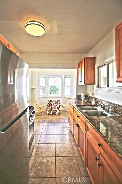 Building Photo - 325 Pasadena Ave