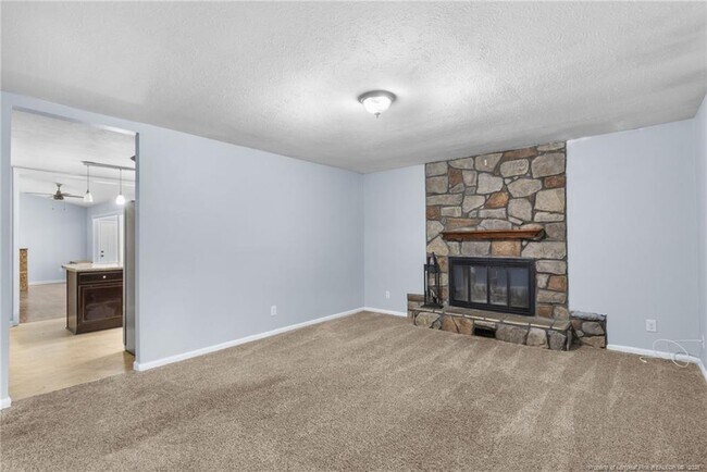 Building Photo - 1907 Martindale Dr