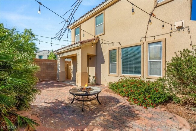 Building Photo - 6247 Sugartree Ave