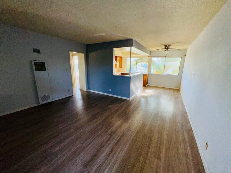 Building Photo - 920 N 1st St