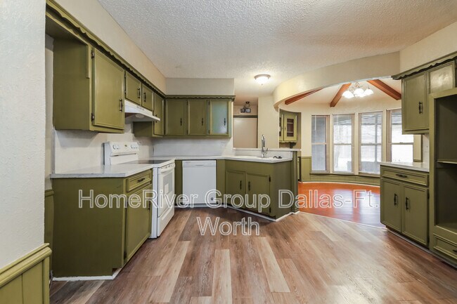 Building Photo - 4331 Cinnabar Dr