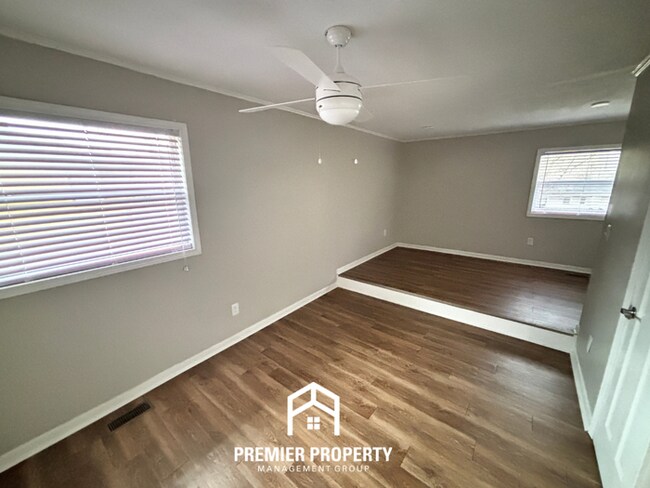 Building Photo - Charming 3BR/2BA Birmingham Home with Hardwood Floors & Covered Patio