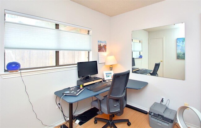 Building Photo - 3013 Cottonweed Trail