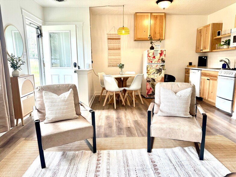 Building Photo - 1217 McKinley Ave