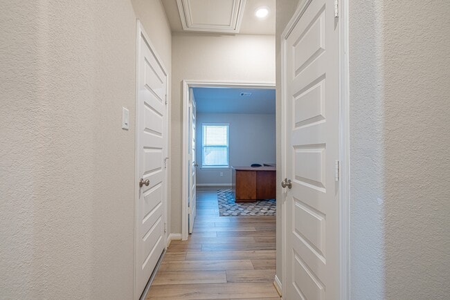 Building Photo - 17705 Hanson Ridge Dr