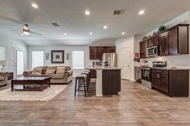 Building Photo - 2407 S Colosseum Ct
