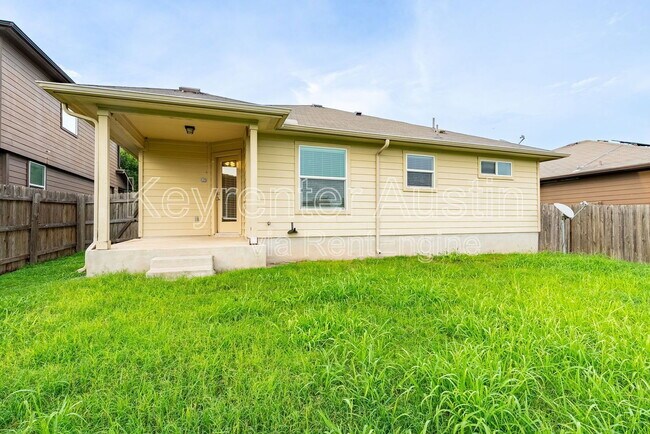 Building Photo - 13321 Pine Needle St