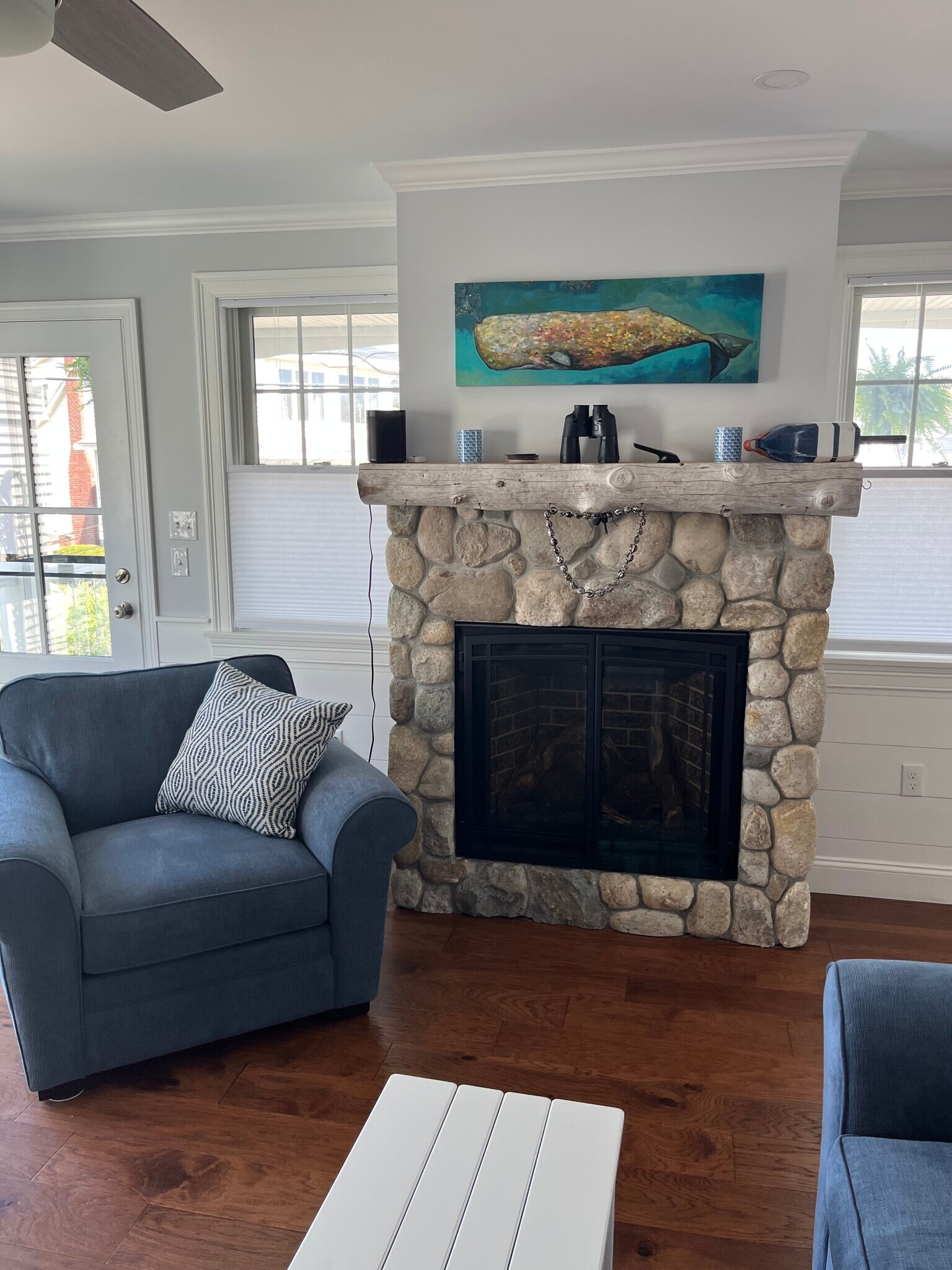 Building Photo - 2 1/2 Dumas Ave