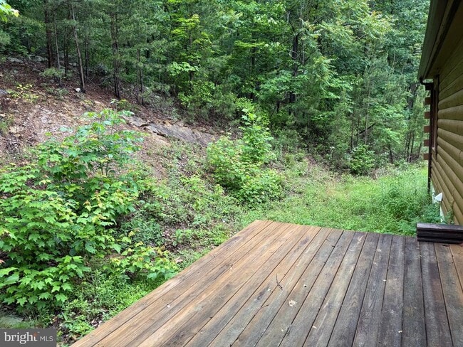 Building Photo - 158 Green Mountain Ln