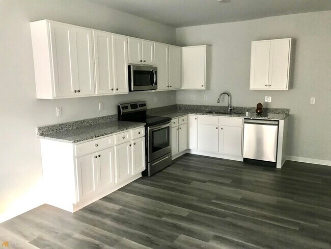 Building Photo - 110 Ison Woods Ct