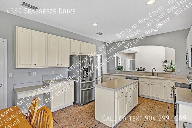 Building Photo - 4389 Seabreeze Dr