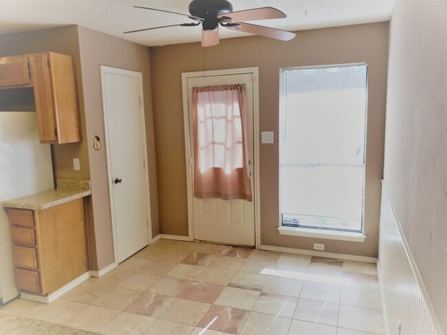 Building Photo - Adorable Home in the Grapevine-Colleyville ISD