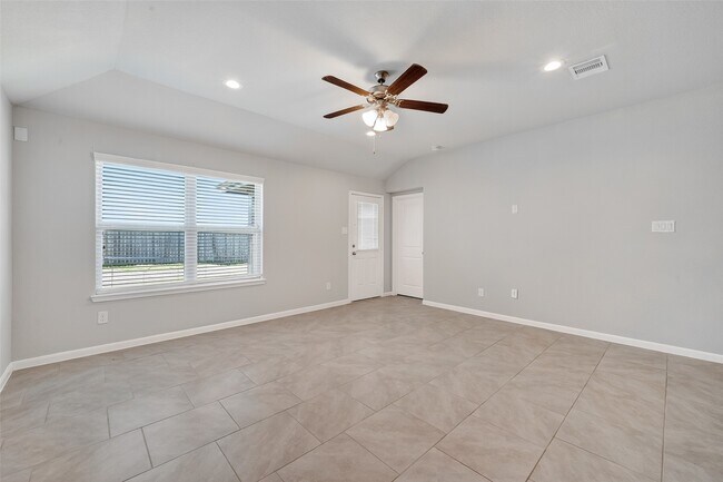 Building Photo - 3015 Lightles Manor Ct