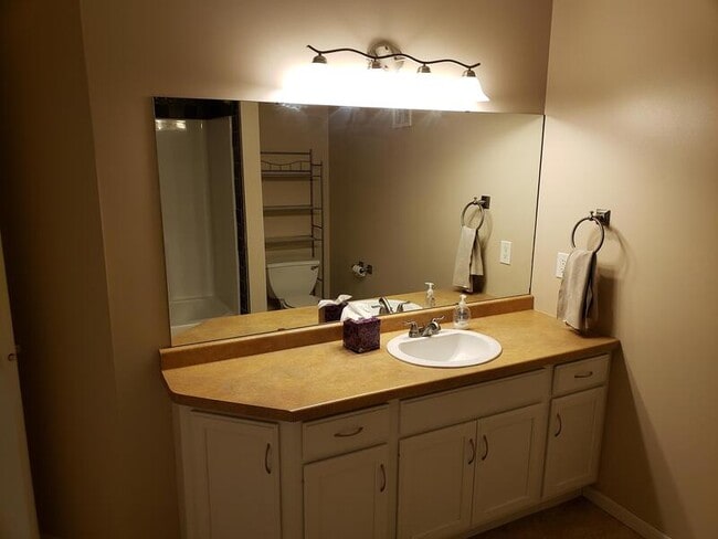 Building Photo - 10515 64th Ln NE