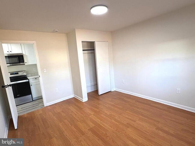 Building Photo - 7330 Sycamore Ave