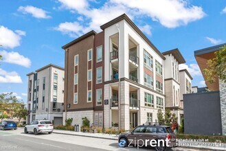 Building Photo - 3 br, 2 bath Condo - 5825 Sterling Street,...