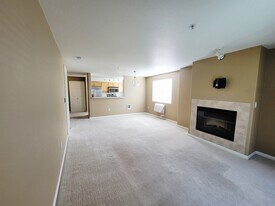 Building Photo - 780 NW 185th Ave