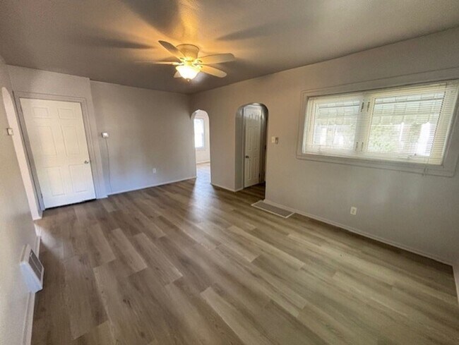 Building Photo - Beautiful Home for Rent