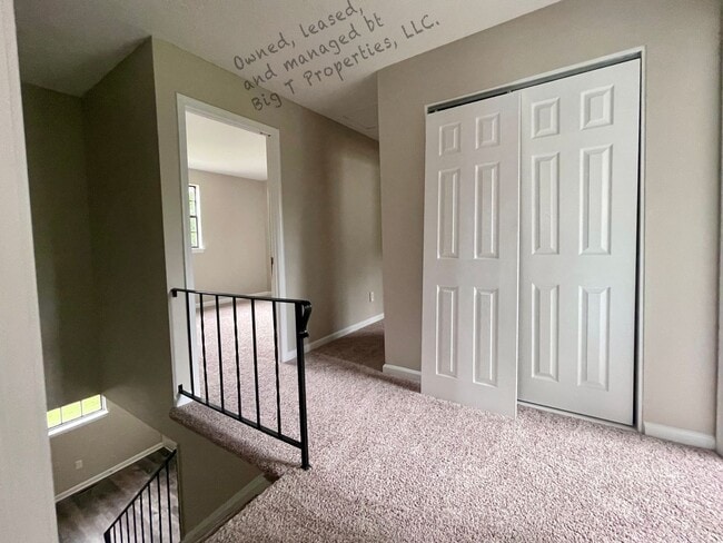 Building Photo - Newark, DE 4bd/2.5ba house ready for immediate move-in