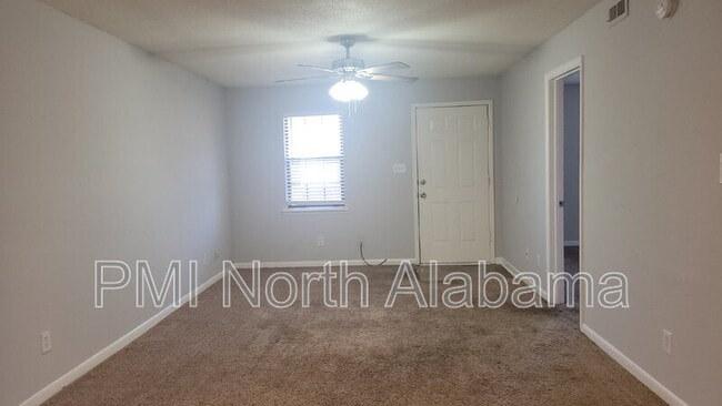 Building Photo - 1221 Grant St SE