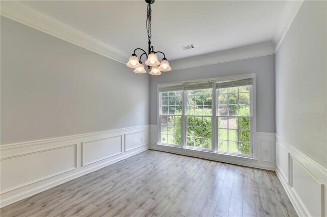 Building Photo - 7635 Harrogate Pl