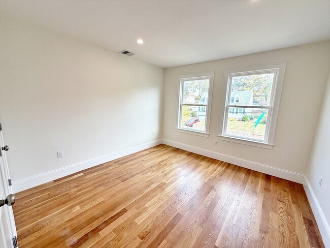 Building Photo - 28 Pitcher Ave