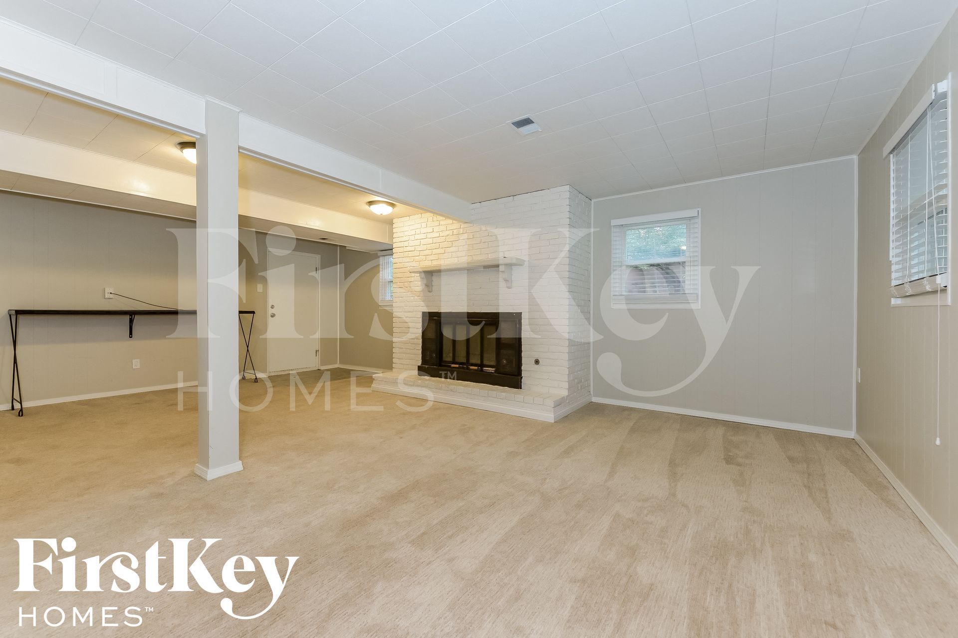 Building Photo - 6800 N Walrond Ave