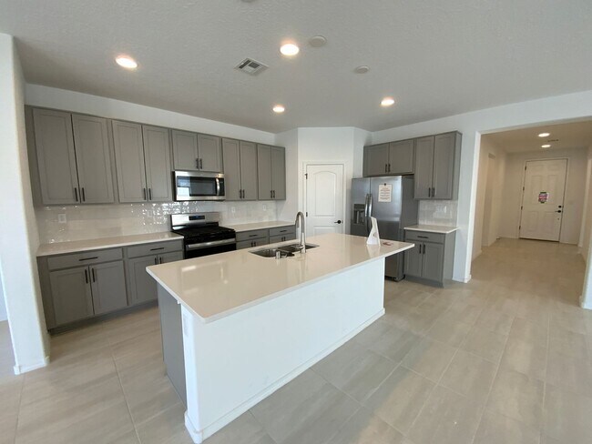 Building Photo - 3 Bedroom Single Story New Build in Mesa Del Sol Near Netflix Studios!