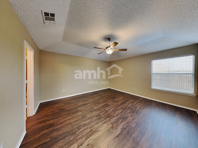 Building Photo - 4521 Quarry Cir