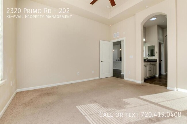 Building Photo - 2320 Primo Road