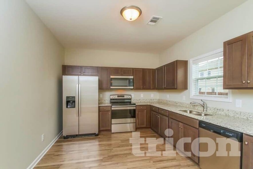 Building Photo - 4107 Effie Seward Dr