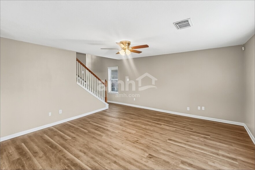 Building Photo - 1711 Mickle Creek Dr