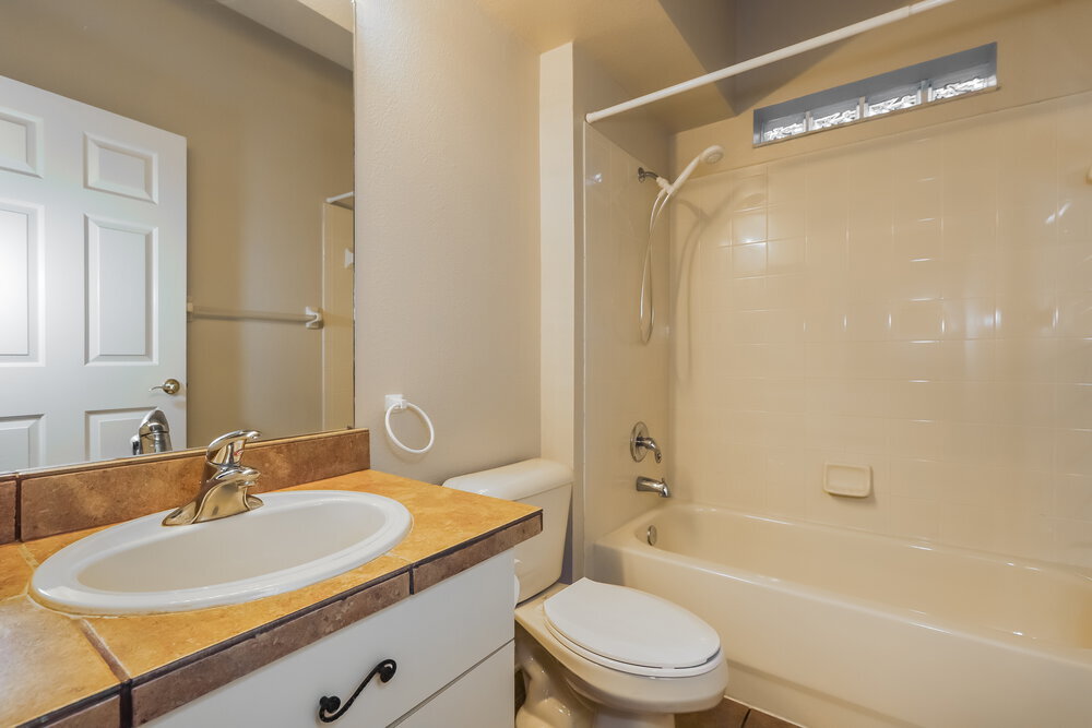 Building Photo - 619 Wave Crest Cir