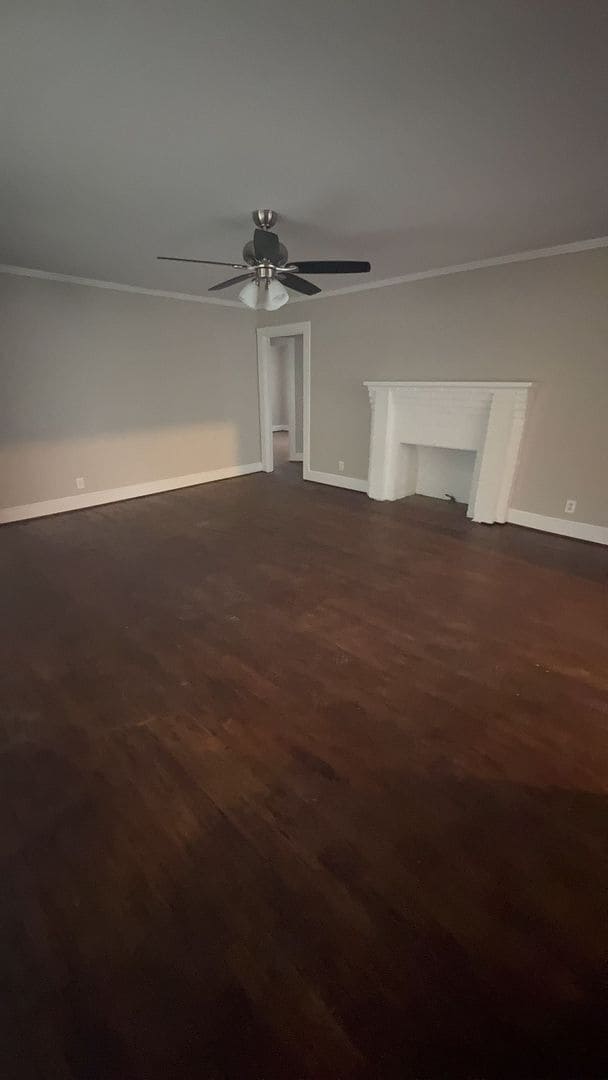 Building Photo - 505 E 5th St