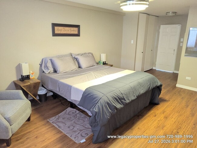 Building Photo - Fully furnished one bedroom