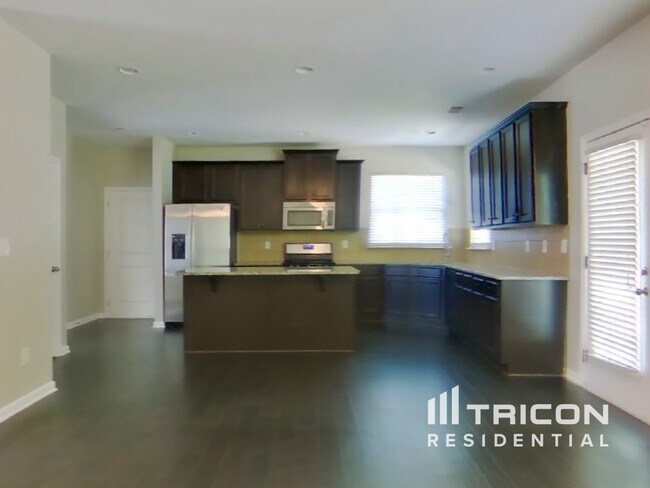 Building Photo - 4050 Tarnwood Pl
